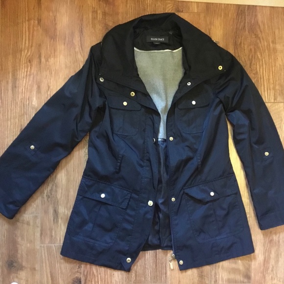 Ellen Tracy Jackets & Blazers - 💕FREE W/ PURCHASE💕Classic Fall Rain Coat w/ hood